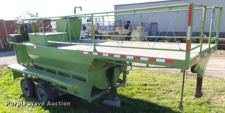 image for item HF9936 1998 Bowie 1100  hydro seeder
