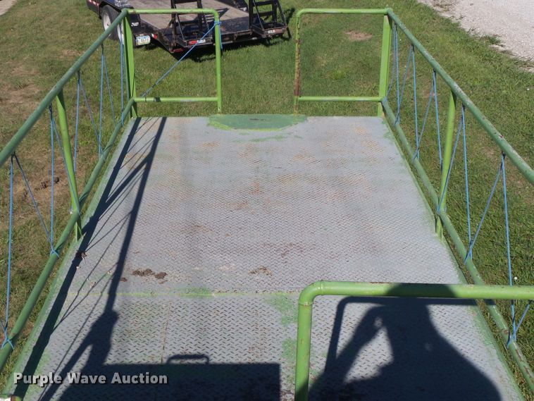 image for item HF9936 1998 Bowie 1100  hydro seeder