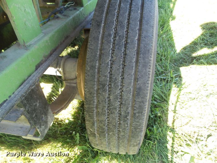 image for item HF9936 1998 Bowie 1100  hydro seeder