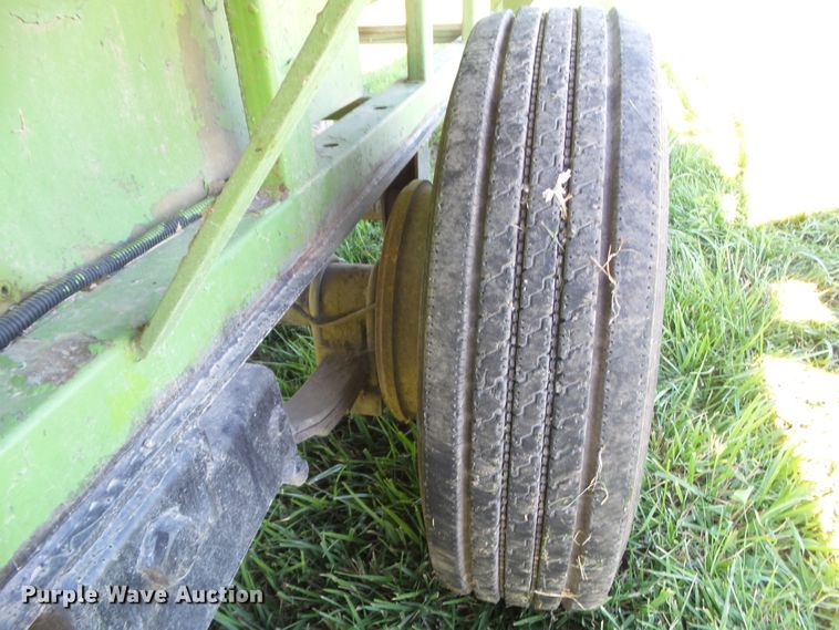 image for item HF9936 1998 Bowie 1100  hydro seeder