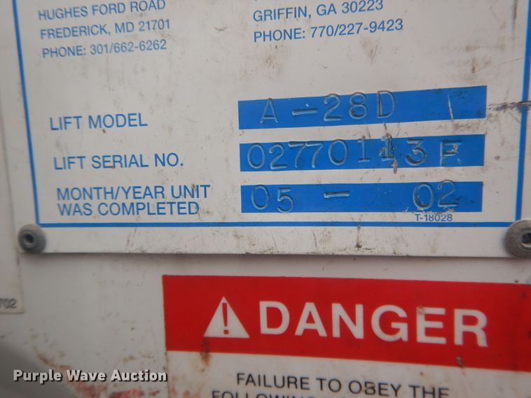 image for item HU9276 2002 Chevrolet Silverado 3500  bucket truck