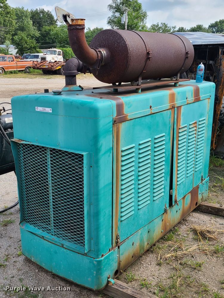 image for item IC9882 Onan  generator