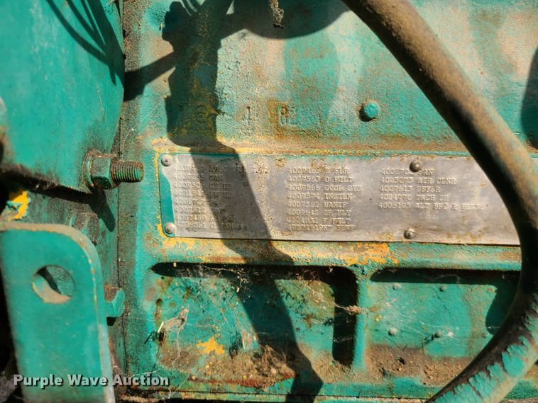 image for item IC9882 Onan  generator