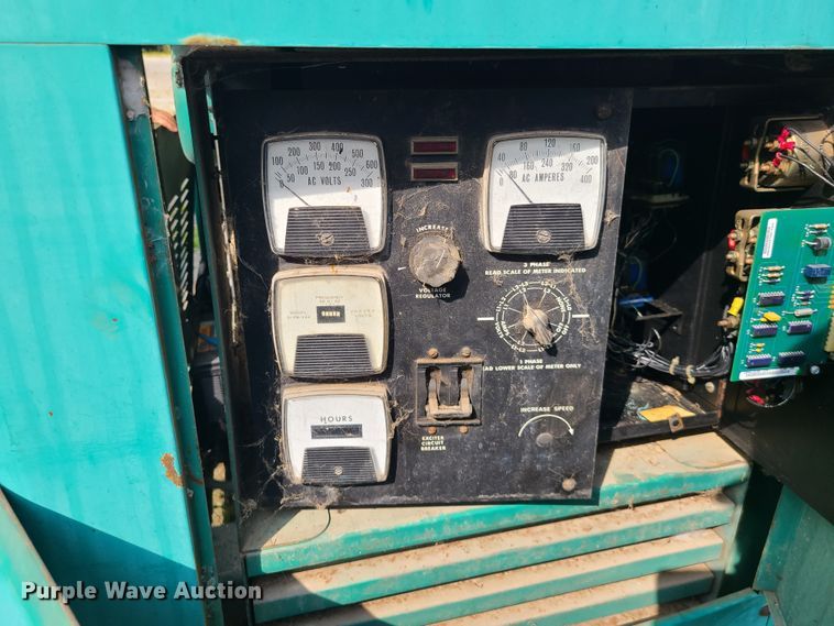 image for item IC9882 Onan  generator