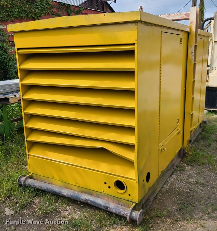 image for item IC9883 Caterpillar SR4  generator