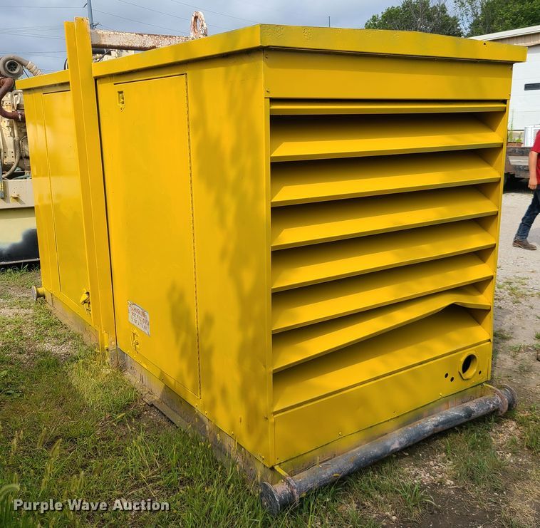 image for item IC9883 Caterpillar SR4  generator