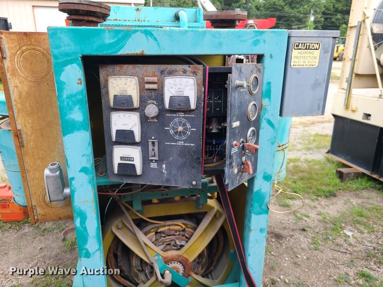 image for item IC9885 Onan  generator