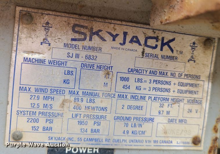 image for item IC9888 1998 Skyjack SJIII 6832  scissor lift