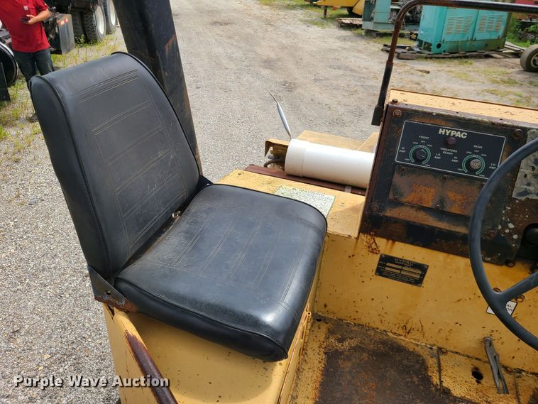 image for item IC9890 1995 Hypac C778A  double drum vibratory roller