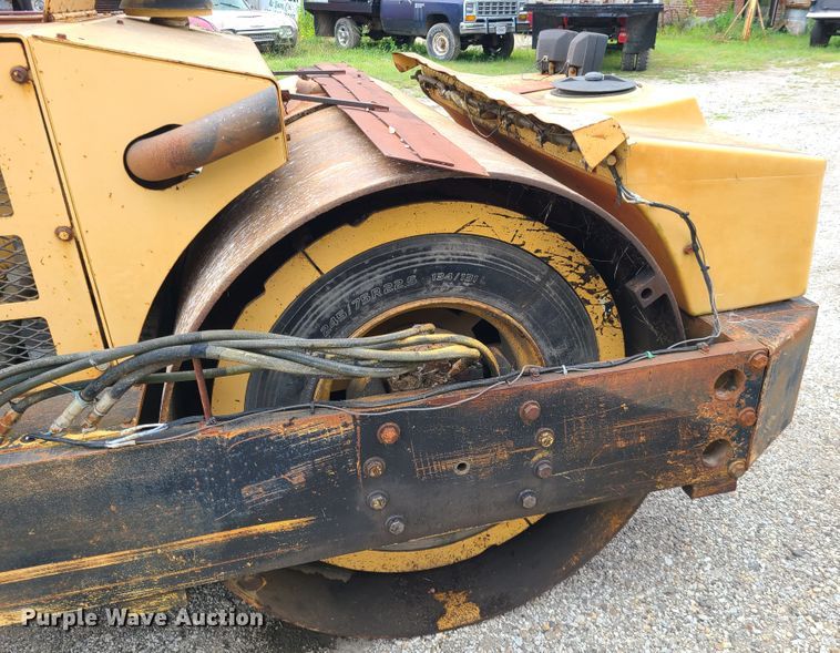 image for item IC9890 1995 Hypac C778A  double drum vibratory roller