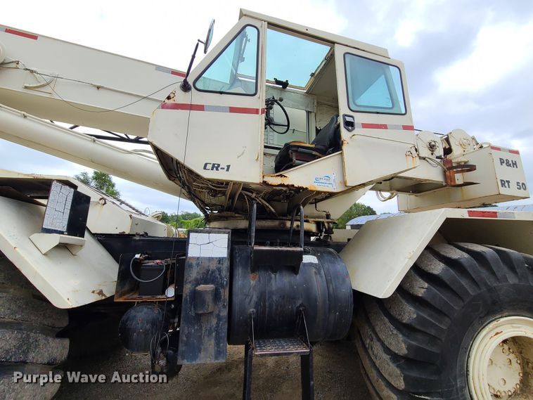 image for item IC9893 P&H RT50  crane