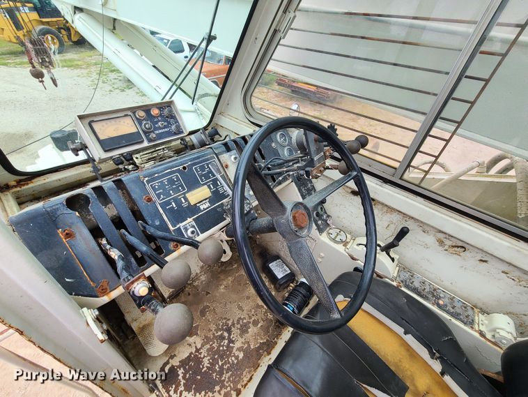 image for item IC9893 P&H RT50  crane