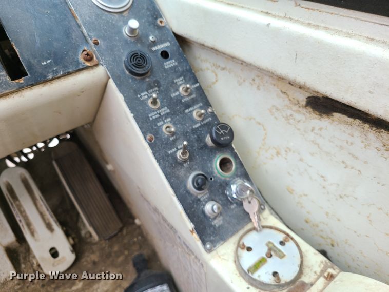 image for item IC9893 P&H RT50  crane