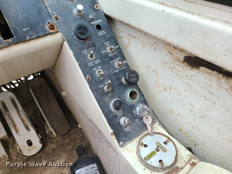 image for item IC9893 P&H RT50  crane