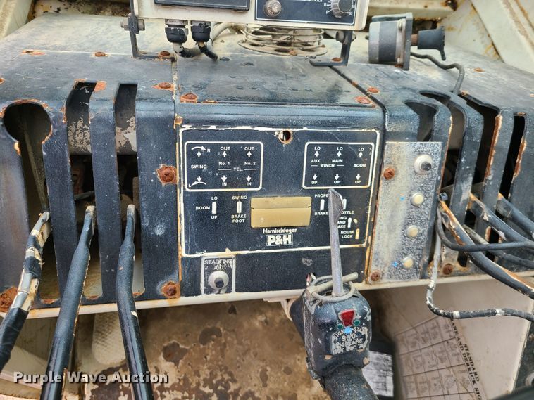 image for item IC9893 P&H RT50  crane