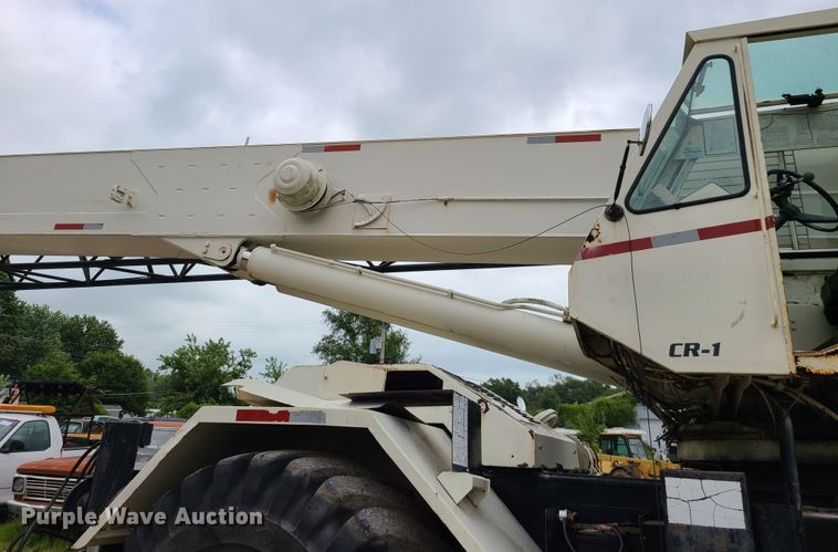 image for item IC9893 P&H RT50  crane