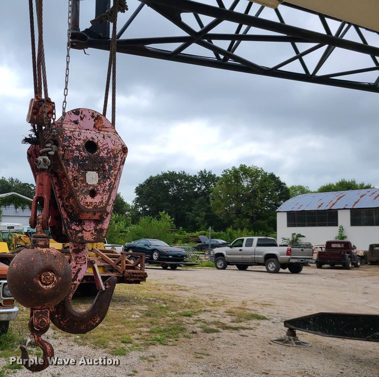 image for item IC9893 P&H RT50  crane