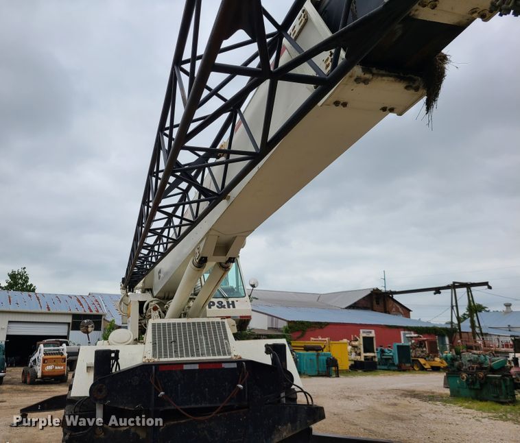 image for item IC9893 P&H RT50  crane