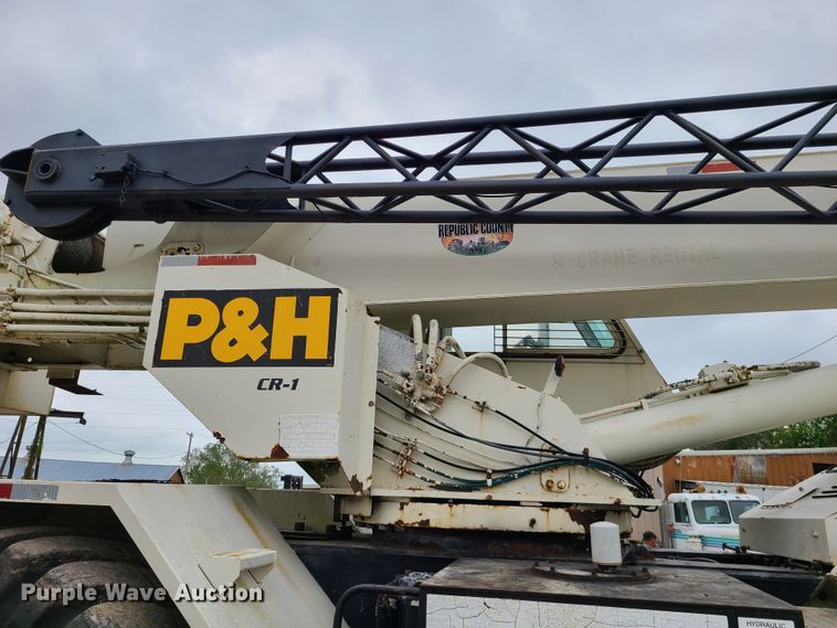 image for item IC9893 P&H RT50  crane