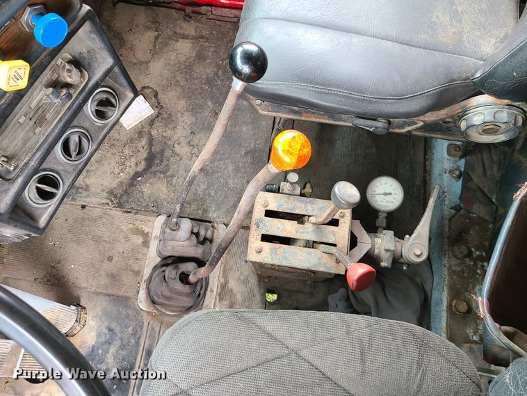 image for item IC9895 1982 Mack RWS786LST  dump truck