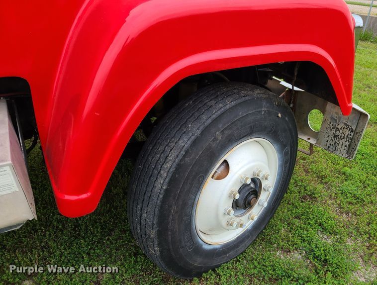 image for item IC9895 1982 Mack RWS786LST  dump truck