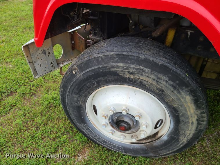 image for item IC9895 1982 Mack RWS786LST  dump truck