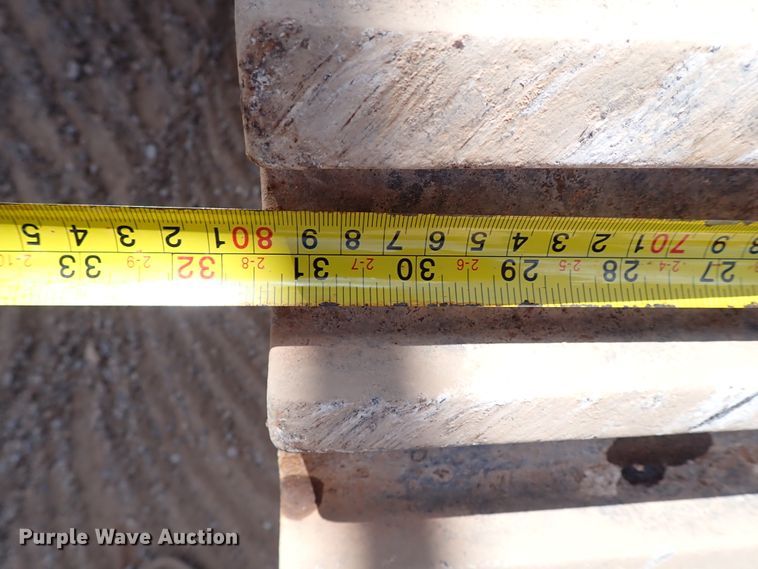 image for item IN9553 1999 Kobelco SK300LC  Mark IV excavator