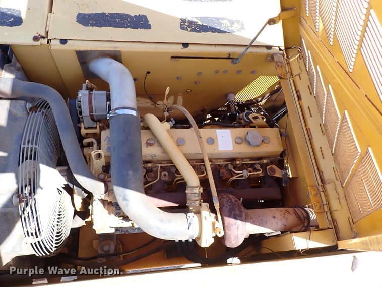 image for item IN9554 1998 John Deere 690 ELC  excavator