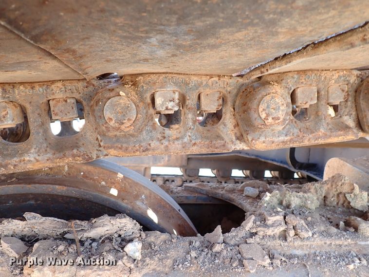 image for item IN9554 1998 John Deere 690 ELC  excavator