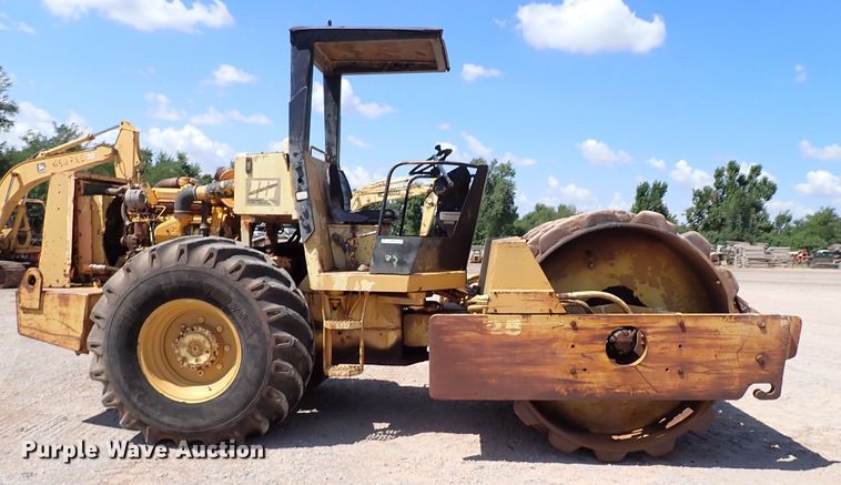 image for item IN9555 Dynapac CA25IIPD  single drum vibratory roller