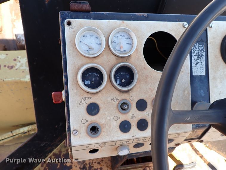 image for item IN9555 Dynapac CA25IIPD  single drum vibratory roller