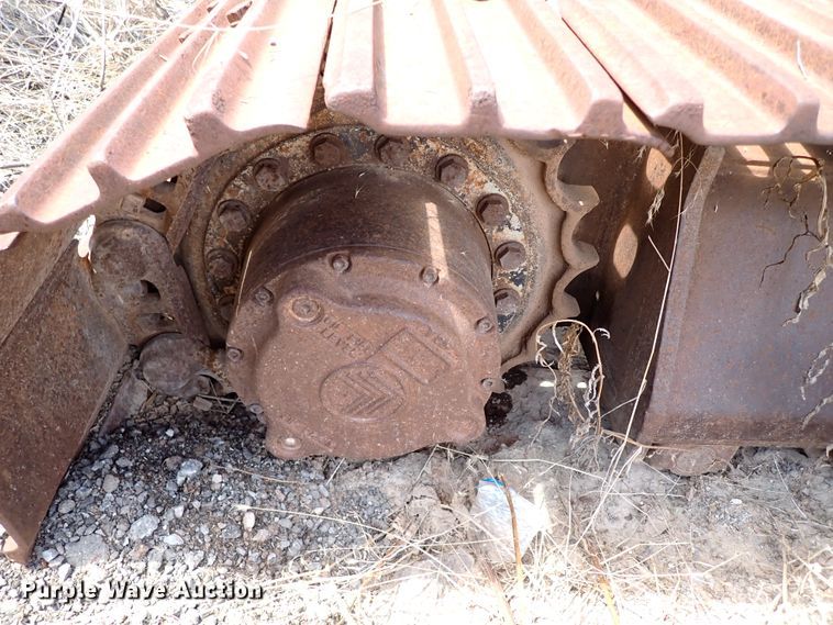 image for item IN9556 1994 John Deere 690 ELC  excavator