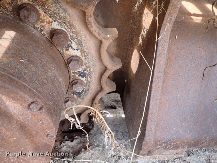 image for item IN9556 1994 John Deere 690 ELC  excavator