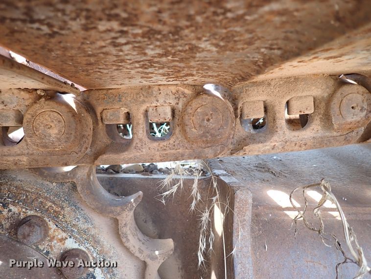 image for item IN9556 1994 John Deere 690 ELC  excavator