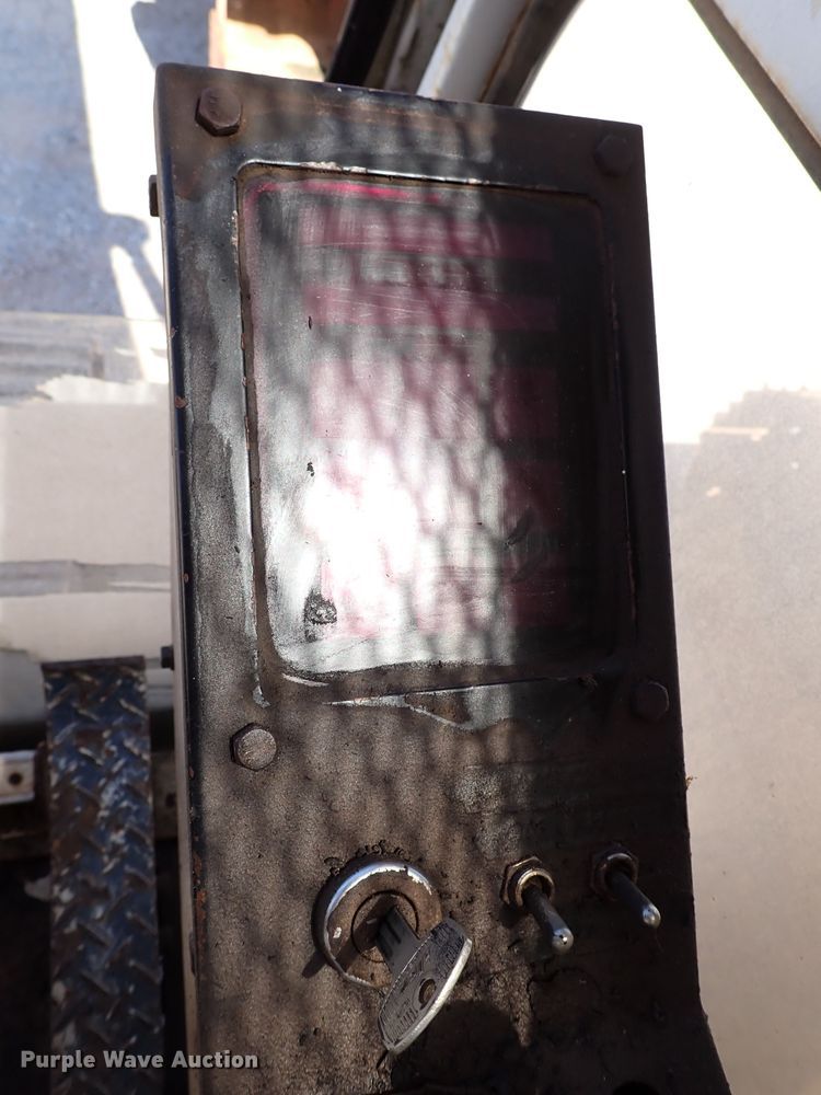 image for item IN9558 1987 Link Belt LS3400A  excavator