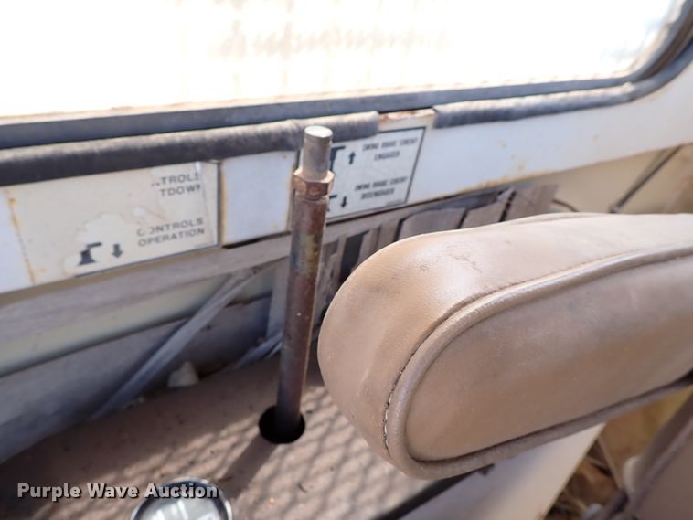 image for item IN9558 1987 Link Belt LS3400A  excavator