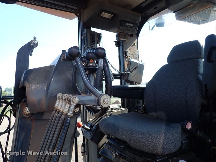 image for item IN9579 2007 John Deere 772D  motor grader