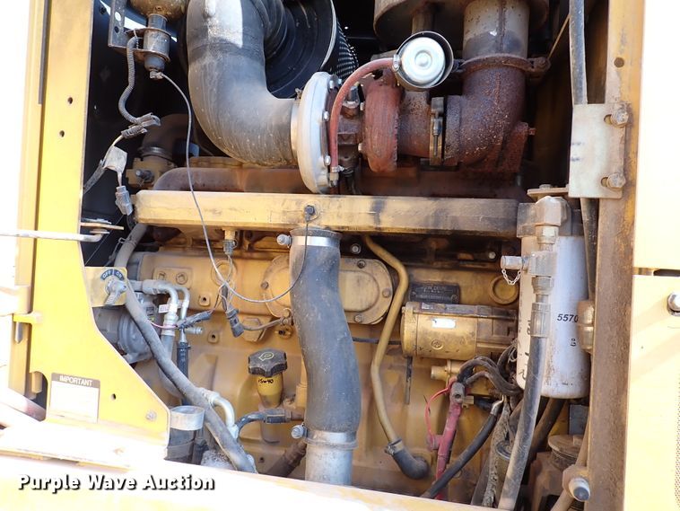 image for item IN9579 2007 John Deere 772D  motor grader