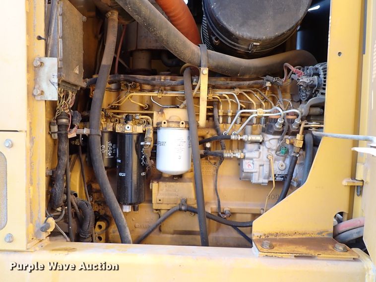 image for item IN9579 2007 John Deere 772D  motor grader