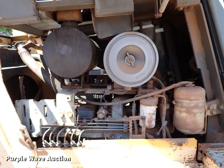 image for item IN9591 1998 Komatsu D41E-6  dozer