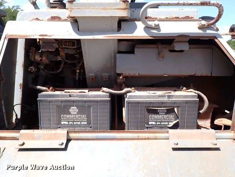 image for item IN9591 1998 Komatsu D41E-6  dozer