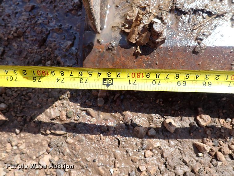 image for item IN9613 2000 Case 75XT  skid steer loader