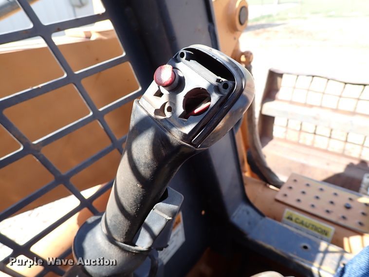 image for item IN9613 2000 Case 75XT  skid steer loader