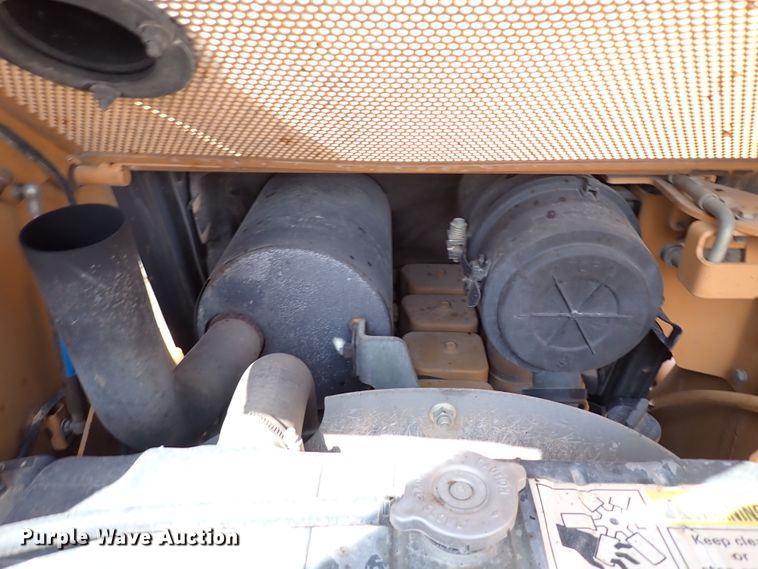 image for item IN9613 2000 Case 75XT  skid steer loader