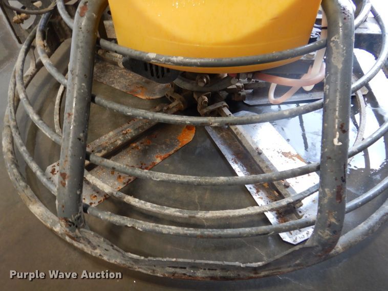 image for item IN9882 2012 Wacker Neuson CRT48-33K  power trowel