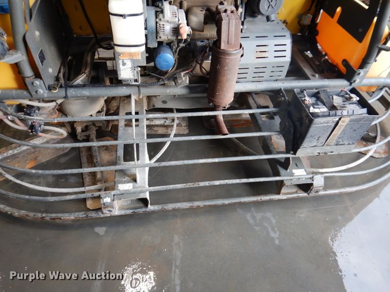 image for item IN9882 2012 Wacker Neuson CRT48-33K  power trowel