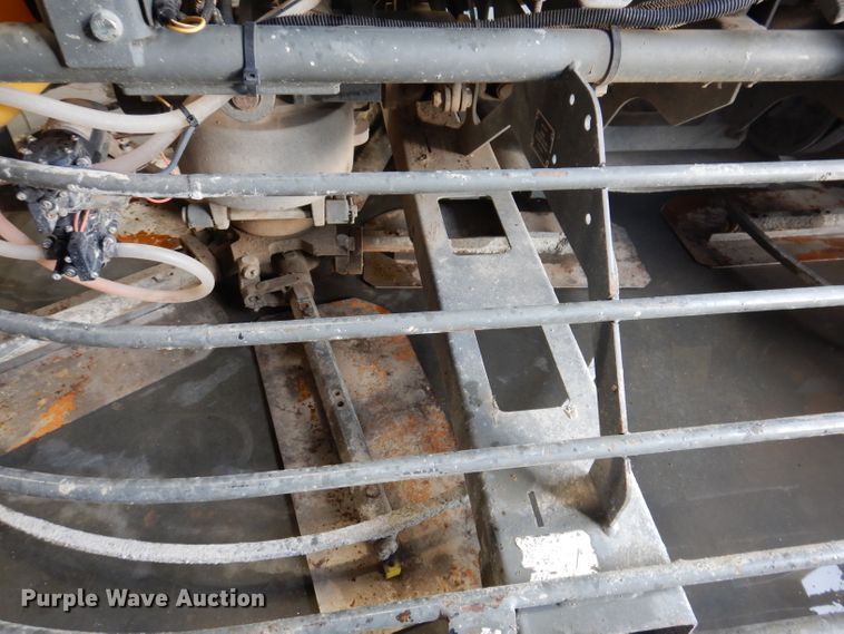 image for item IN9882 2012 Wacker Neuson CRT48-33K  power trowel