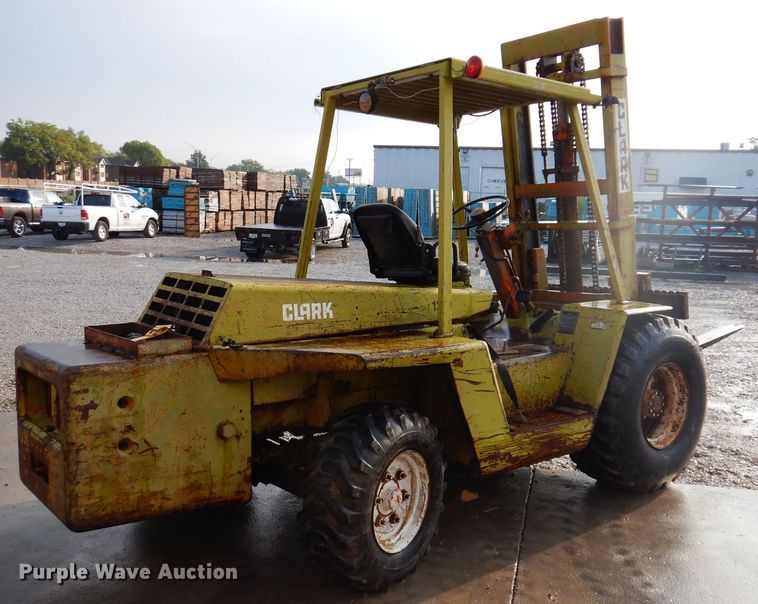 image for item IN9883 1978 Clark IT80  forklift