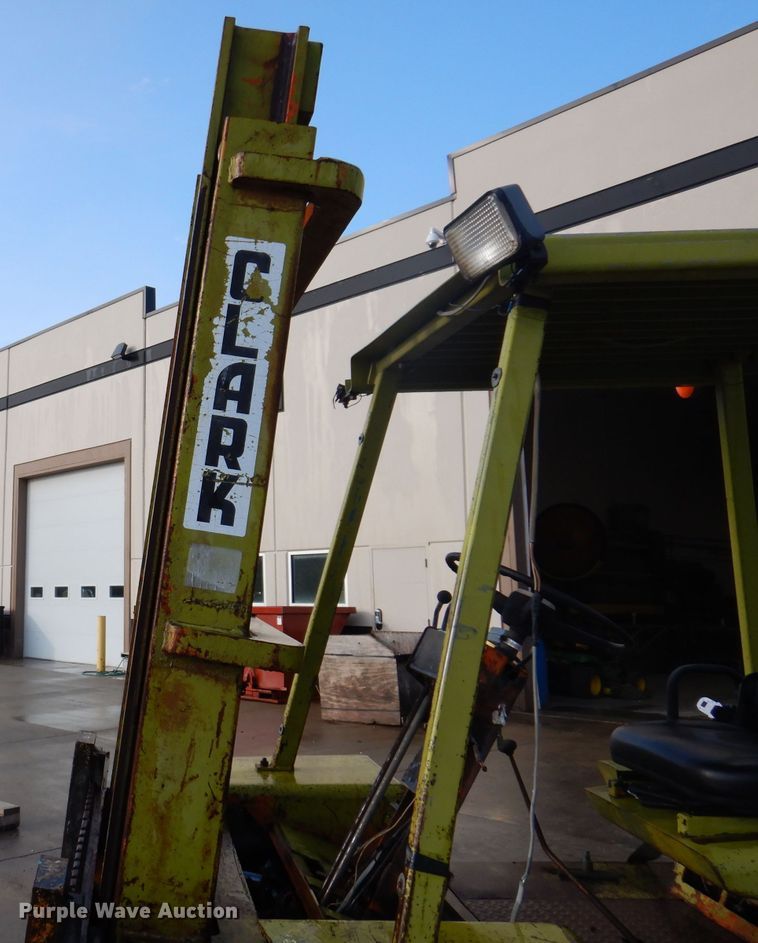 image for item IN9883 1978 Clark IT80  forklift
