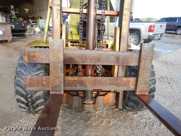 image for item IN9883 1978 Clark IT80  forklift